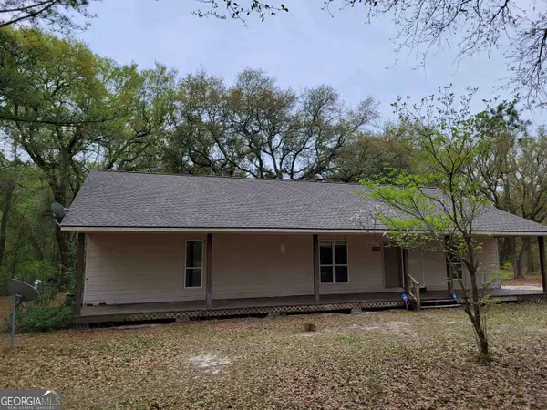 5466 Old Field Cemetery RD, Baxley, GA 31513