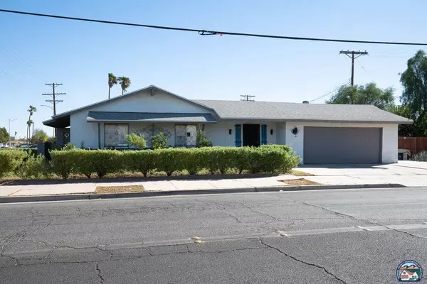 1595 Ross Ave, El Centro, CA 92243
