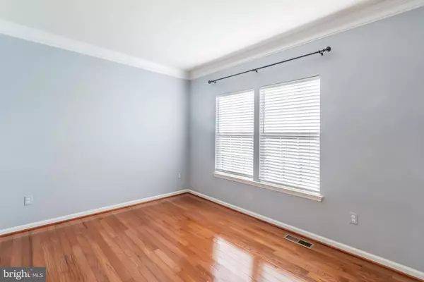 620 UPPER FIELD CIR, Westminster, MD 21158