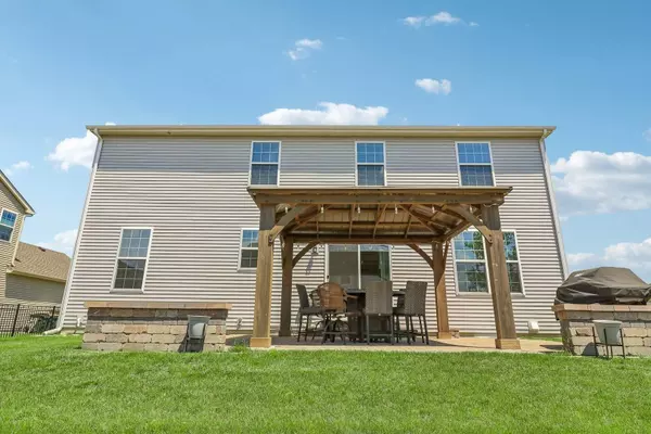 1742 PROSPECT DR, Hoffman Estates, IL 60192