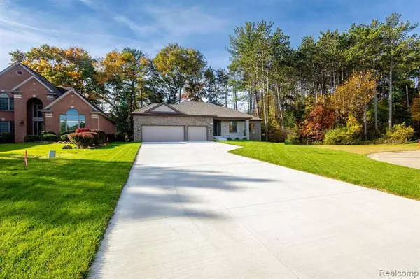 1779 TROON, Oxford, MI 48371