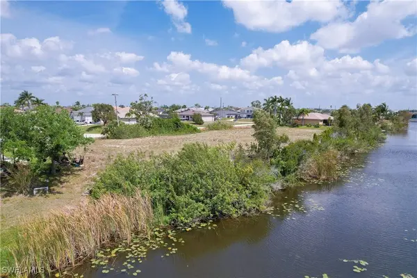 2014 NW 4th ST, Cape Coral, FL 33993