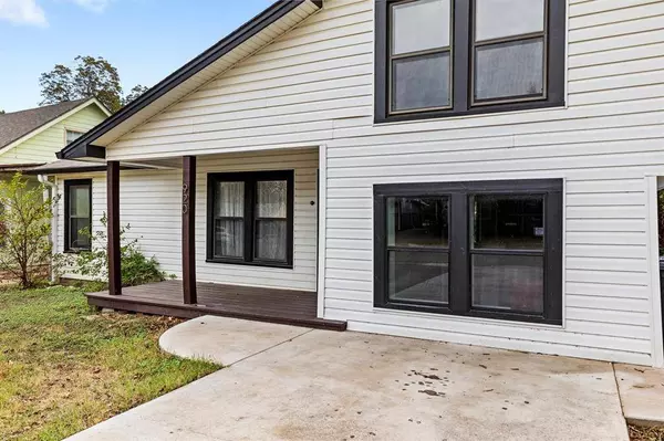 920 N 30th Street, Waco, TX 76707