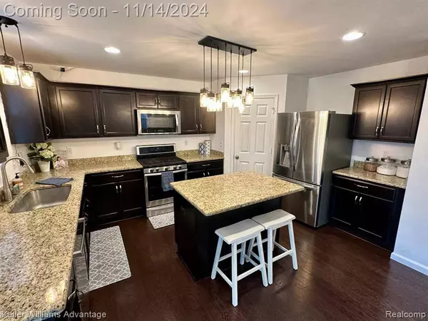 8356 Crab Apple Trail, Dexter, MI 48130