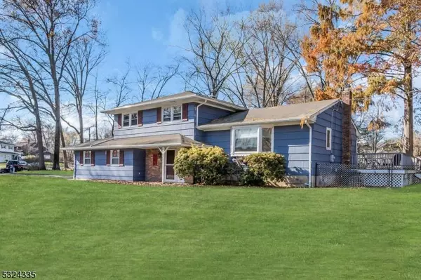 22 Parkside Dr, Parsippany-troy Hills Twp., NJ 07054