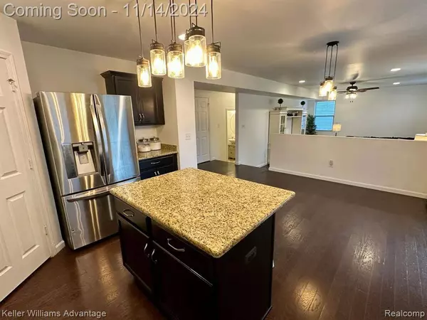 8356 Crab Apple Trail, Dexter, MI 48130