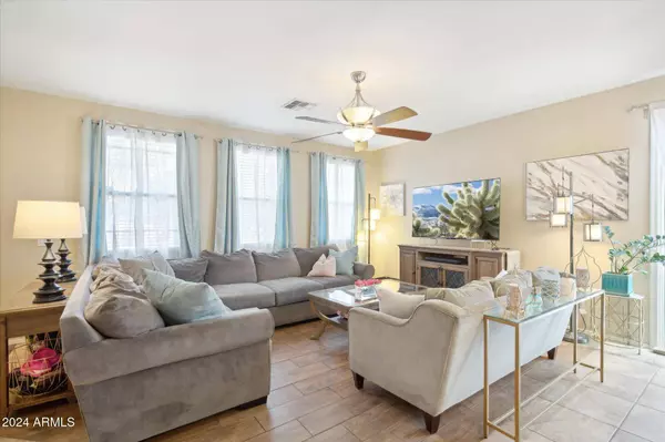 5403 W ILLINI Street, Phoenix, AZ 85043