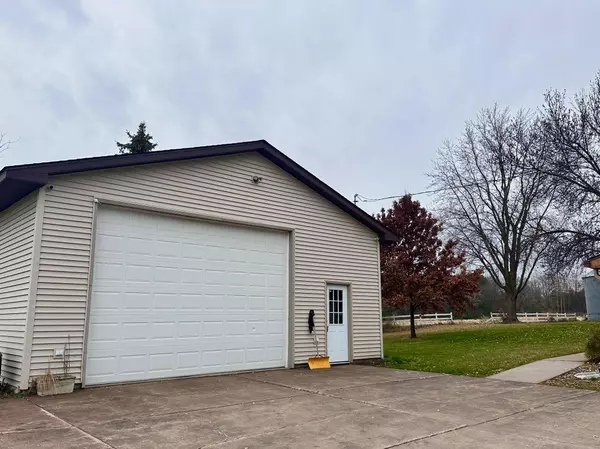 12431 22nd ST S, Afton, MN 55001