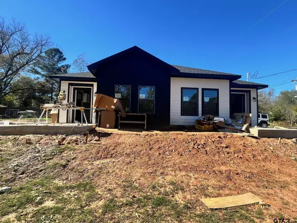 401 S Georgia St Unit B, Troup, TX 75789