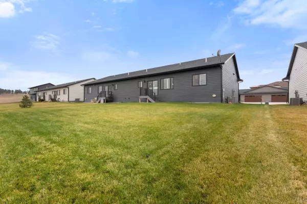 8526 Healing Way, Rapid City, SD 57702