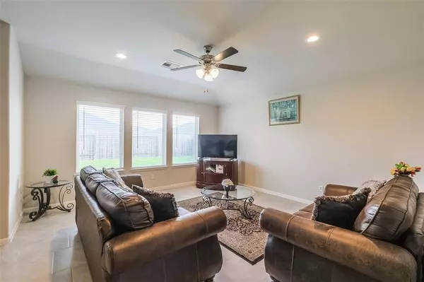 9219 Hemlock DR, Richmond, TX 77469