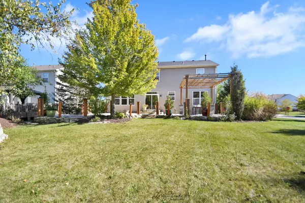 17828 S Mitchell Lane, Lockport, IL 60441