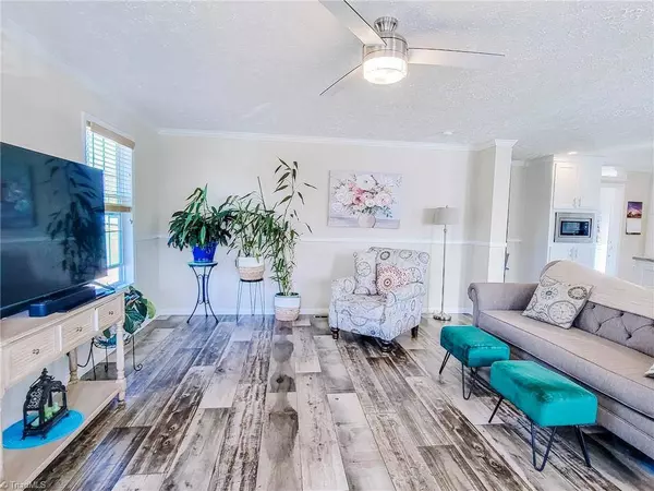 203 Linwood DR, Mount Airy, NC 27030