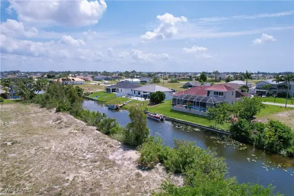 2014 NW 4th ST, Cape Coral, FL 33993