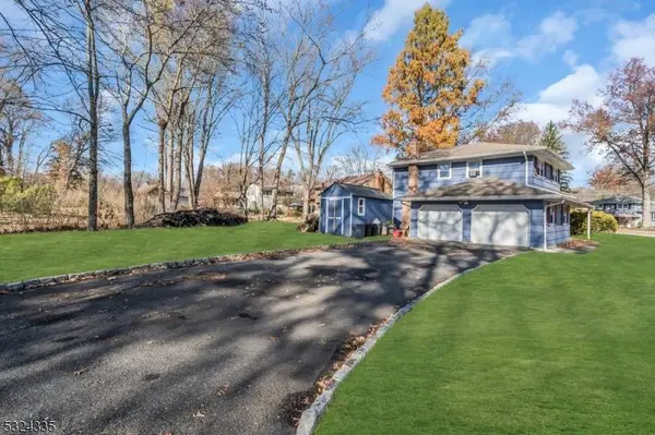 22 Parkside Dr, Parsippany-troy Hills Twp., NJ 07054