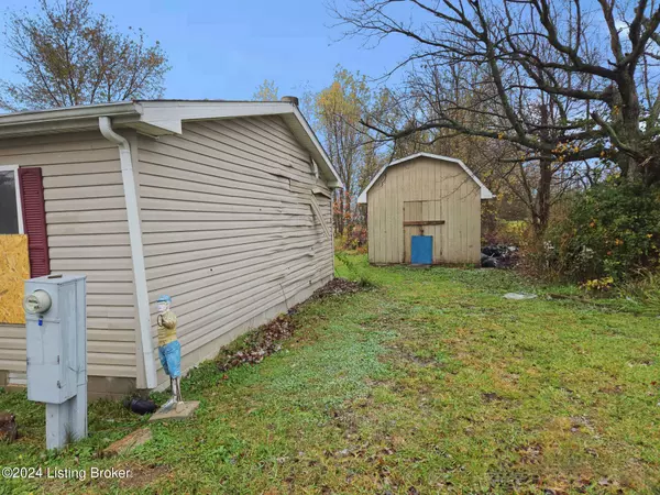 5944 Sr 256, Madison, IN 47250