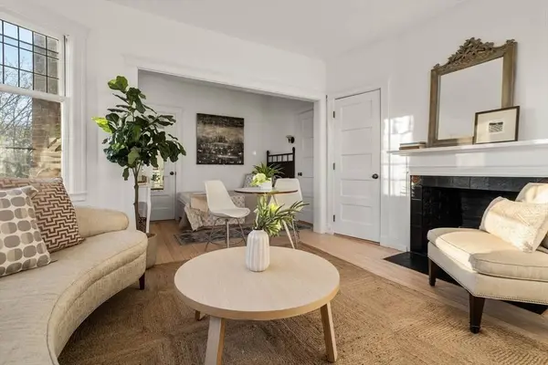 10 Dana Street #303, Cambridge, MA 02138