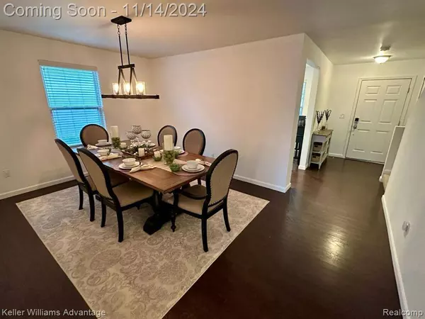 8356 Crab Apple Trail, Dexter, MI 48130