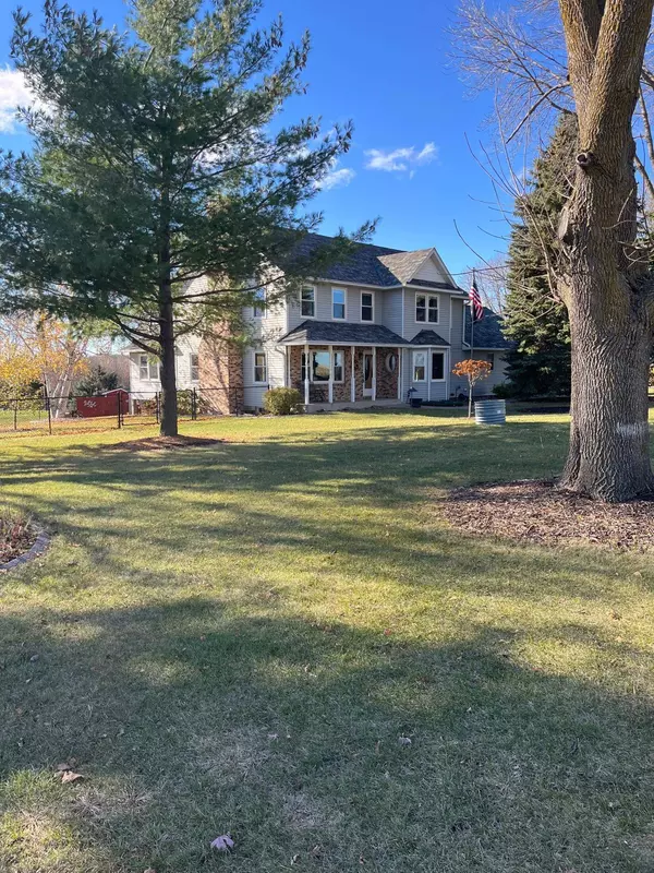 1701 Waconia Pkwy S, Waconia, MN 55387