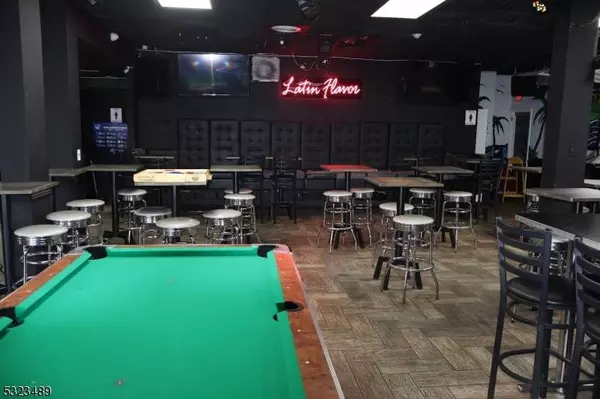 870 Broadway, Newark City, NJ 07104