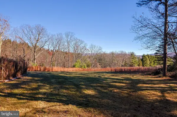 375 HAWK RD, Saylorsburg, PA 18353