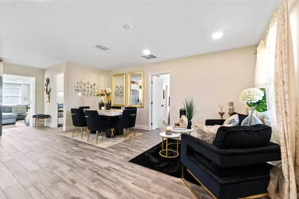 7708 LIVERPOOL BLVD, Orlando, FL 32807