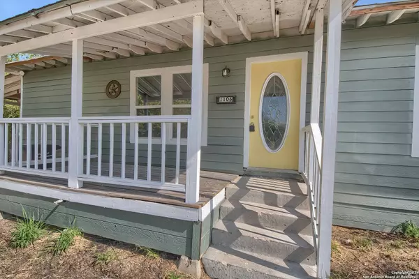 1106 ONSLOW, San Antonio, TX 78202-2630