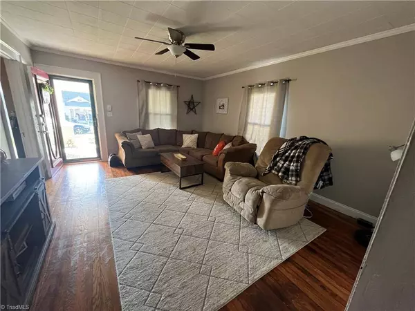 3709 Luck DR, Archdale, NC 27263