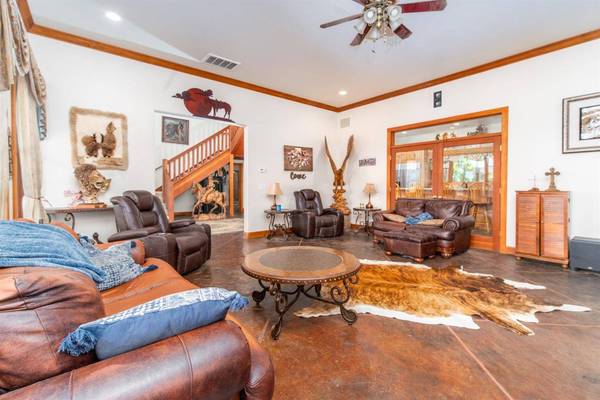 6910 Tonzi RD, Ione, CA 95640