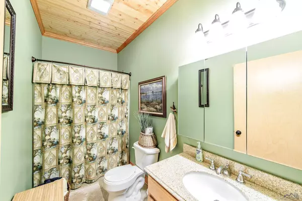 2027 BRADY RD #A, Theriot, LA 70397