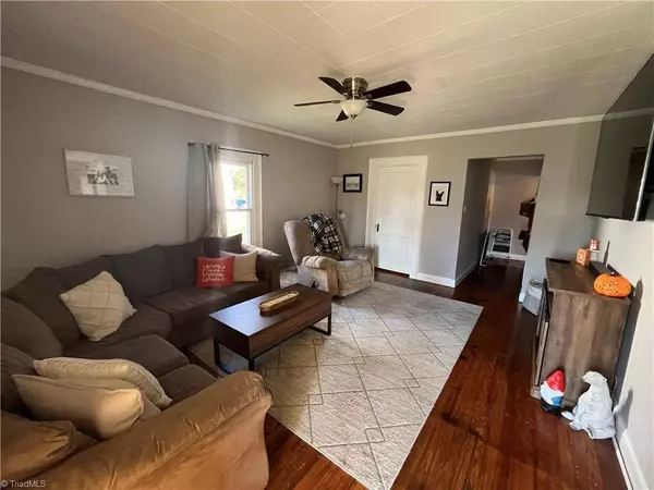 3709 Luck DR, Archdale, NC 27263