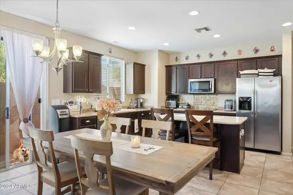 5403 W ILLINI Street, Phoenix, AZ 85043