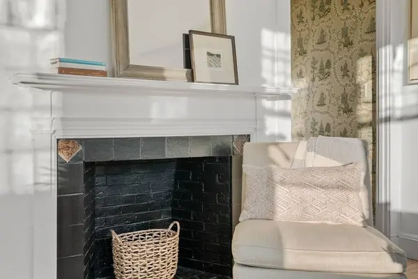 10 Dana Street #303, Cambridge, MA 02138