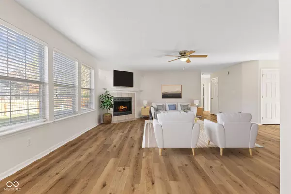 8480 Anvil CT, Fishers, IN 46038