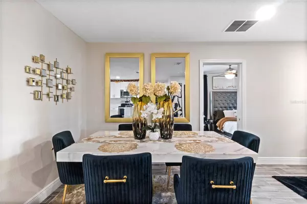 7708 LIVERPOOL BLVD, Orlando, FL 32807