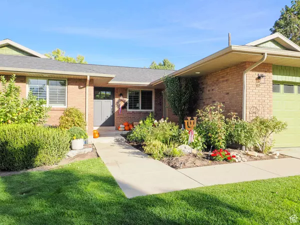 2535 E KEDDINGTON LN S, Holladay, UT 84117