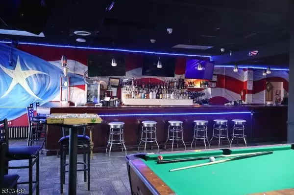 870 Broadway, Newark City, NJ 07104