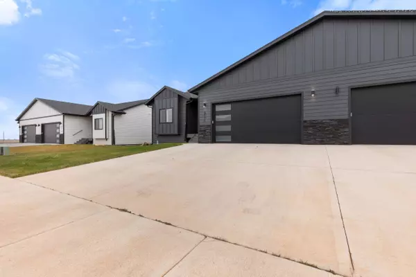 8526 Healing Way, Rapid City, SD 57702