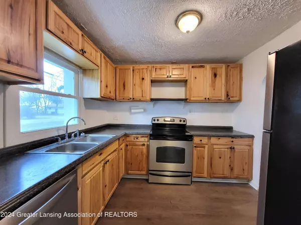 4567 Grove Avenue, Holt, MI 48842, Holt, MI 48842