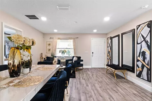 7708 LIVERPOOL BLVD, Orlando, FL 32807