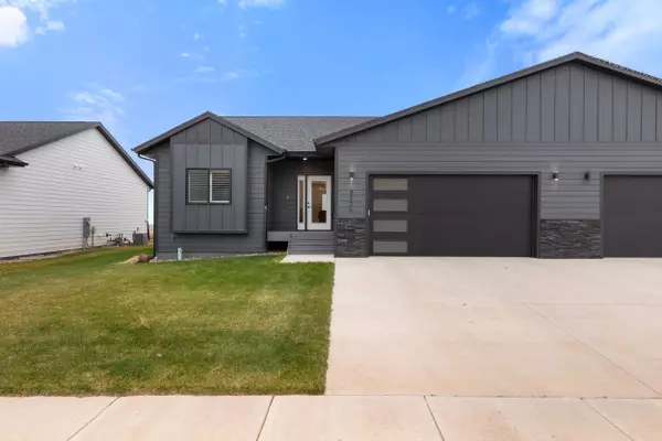 8526 Healing Way, Rapid City, SD 57702