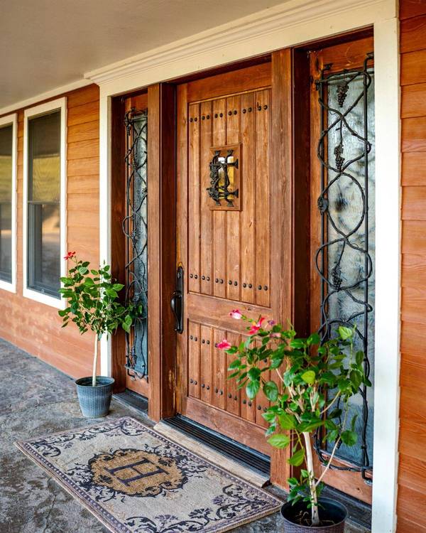 6910 Tonzi RD, Ione, CA 95640