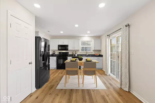 8480 Anvil CT, Fishers, IN 46038