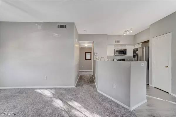 3400 Cabana Drive #2087, Las Vegas, NV 89122