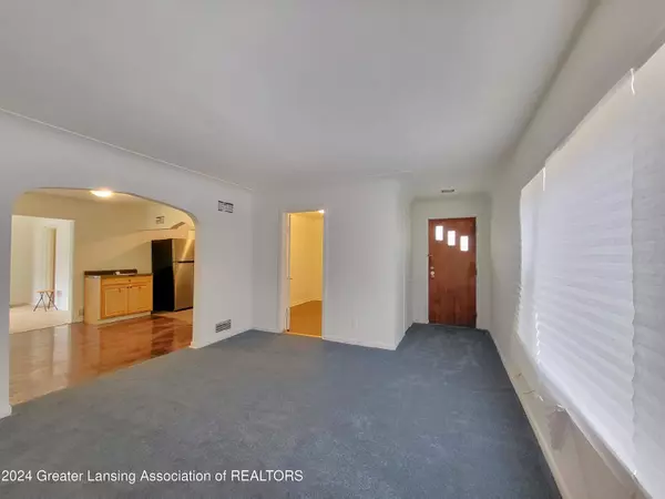 4567 Grove Avenue, Holt, MI 48842, Holt, MI 48842