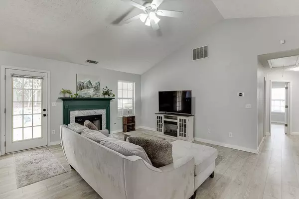 3159 Bradford Pear Drive DR, Buford, GA 30519