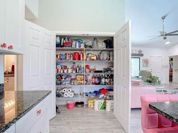 8194 SAWYER CIR, North Port, FL 34288