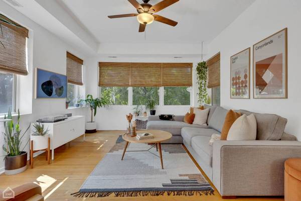 4453 N Whipple ST #2, Chicago, IL 60625