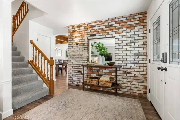 362 Heliotrope DR, Lake Arrowhead, CA 92352