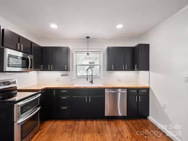 803 Westview ST, Shelby, NC 28150